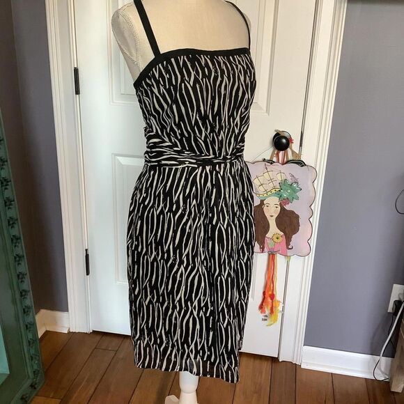 Ann Taylor Loft Striped Dress Size 16 - Elegant & Stylish - Picture 2 of 4